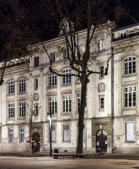 façade école collège place Guichard Lyon